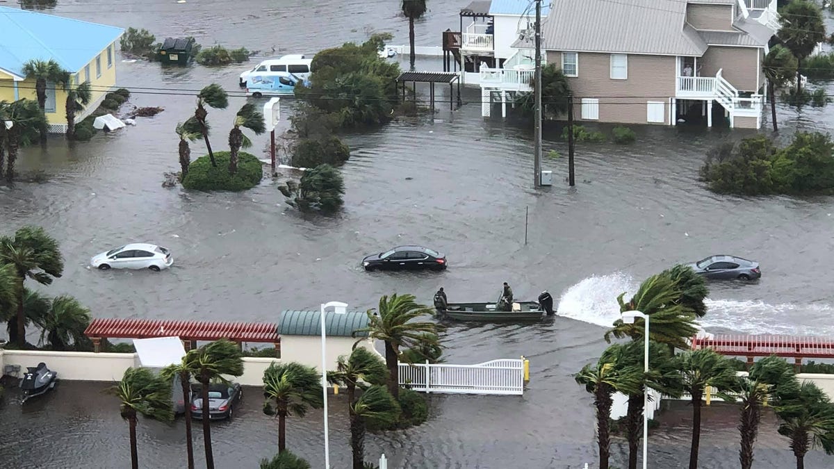 PHOTOS Hurricane Sally strikes Navarre Beach, Florida