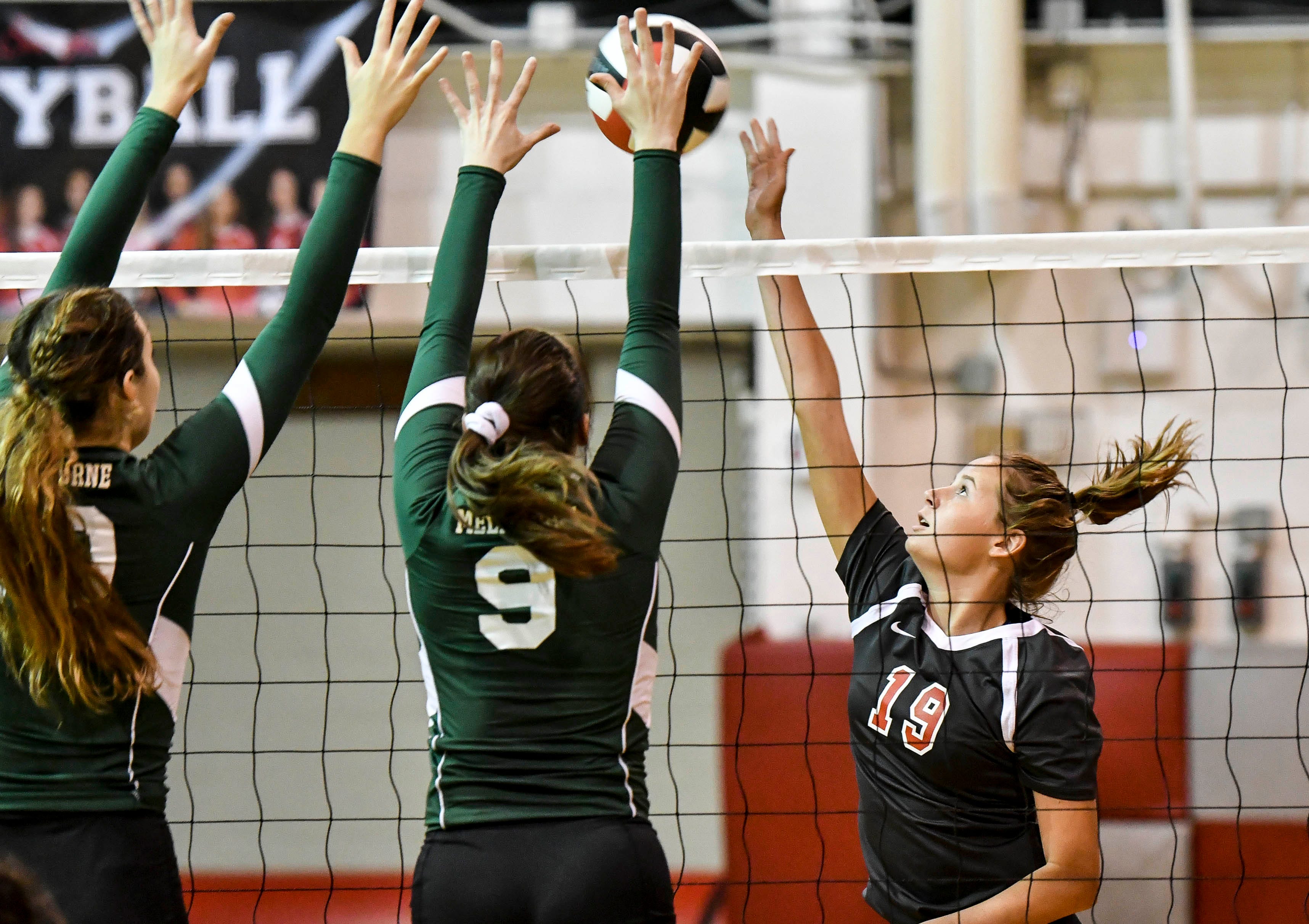 Roundup Team effort leads Satellite volleyball past Melbourne