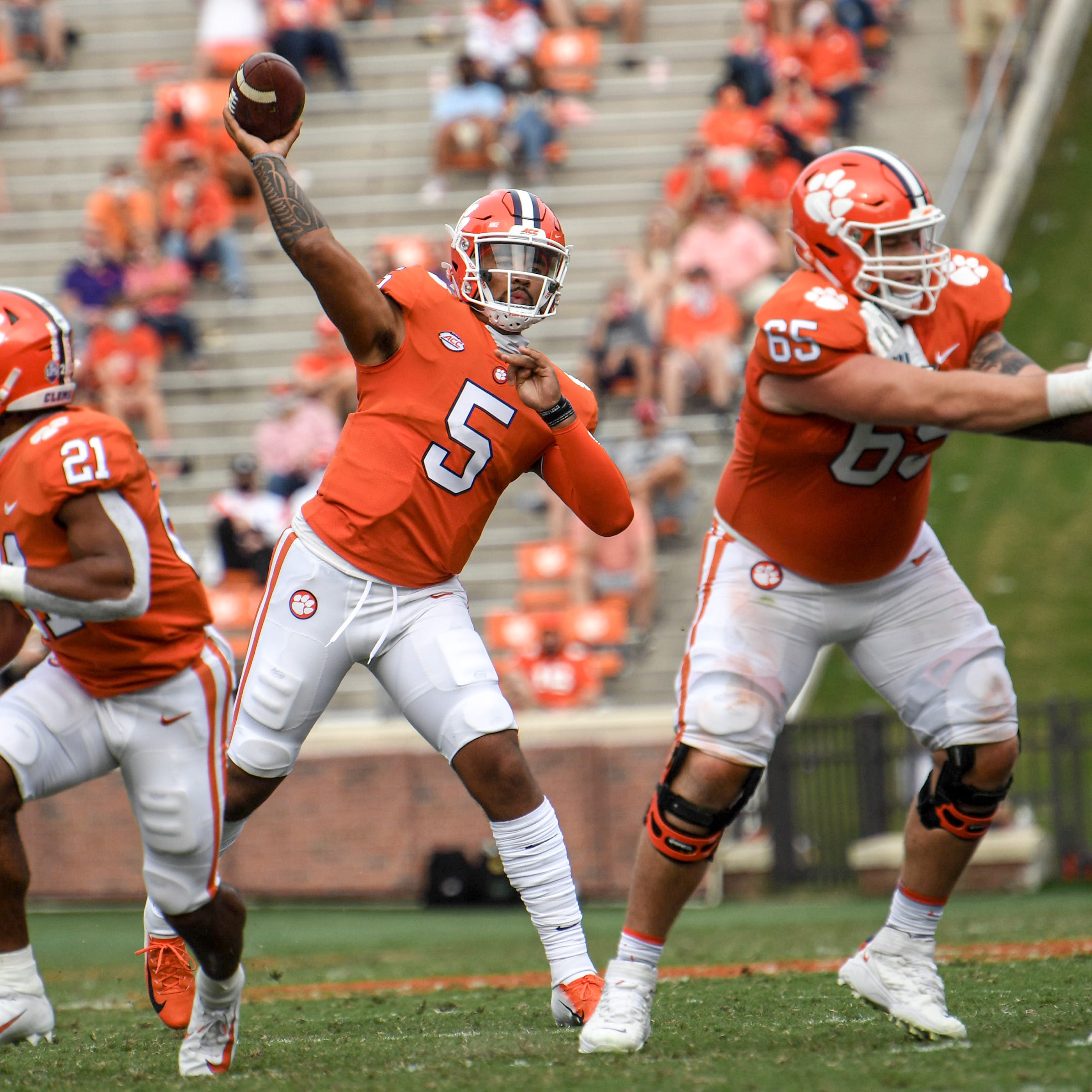 Dabo Swinney Defends Clemson Football S Helmet Stickers