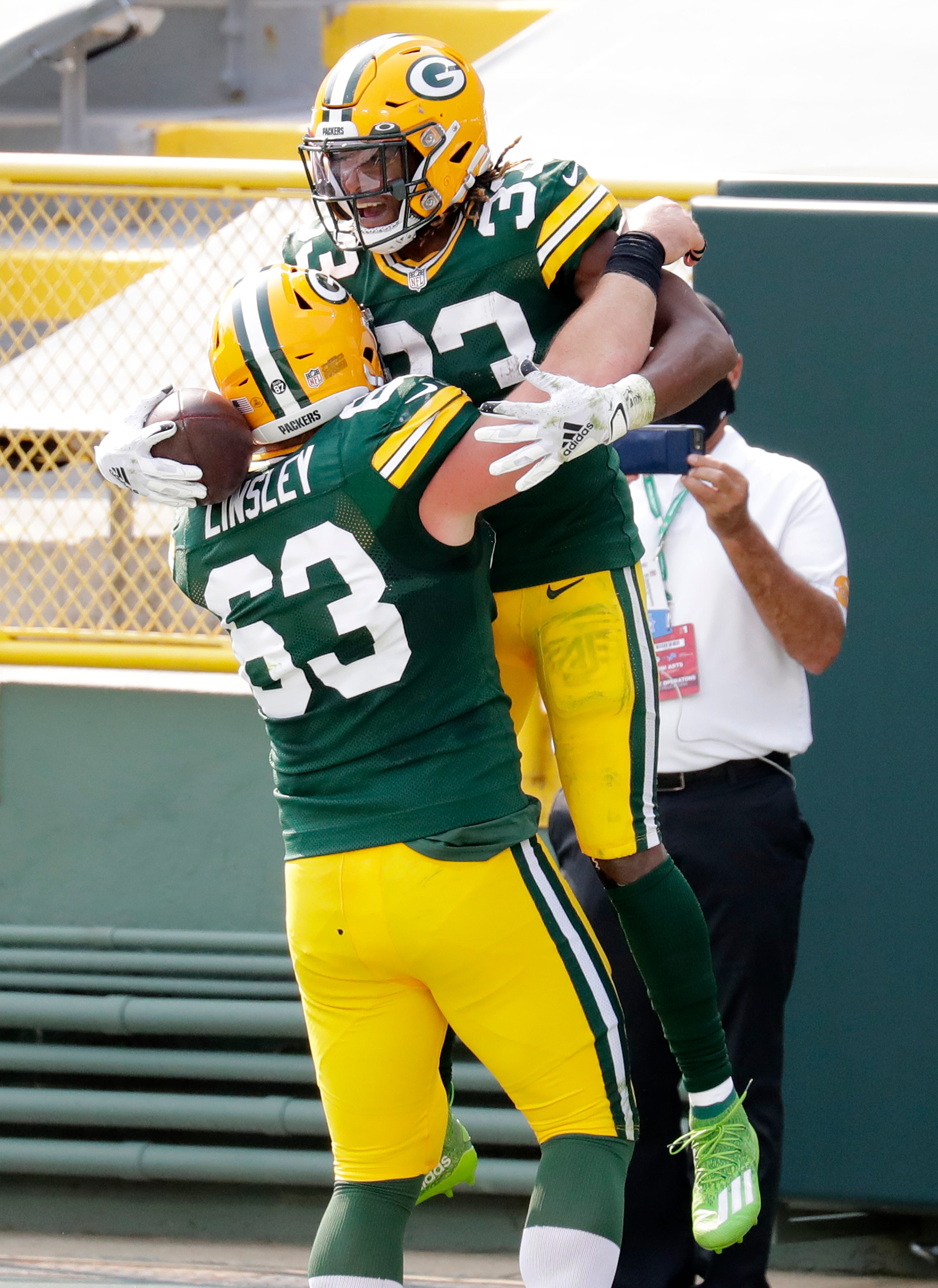 Green Bay Packers can score in free agency despite salarycap constraints