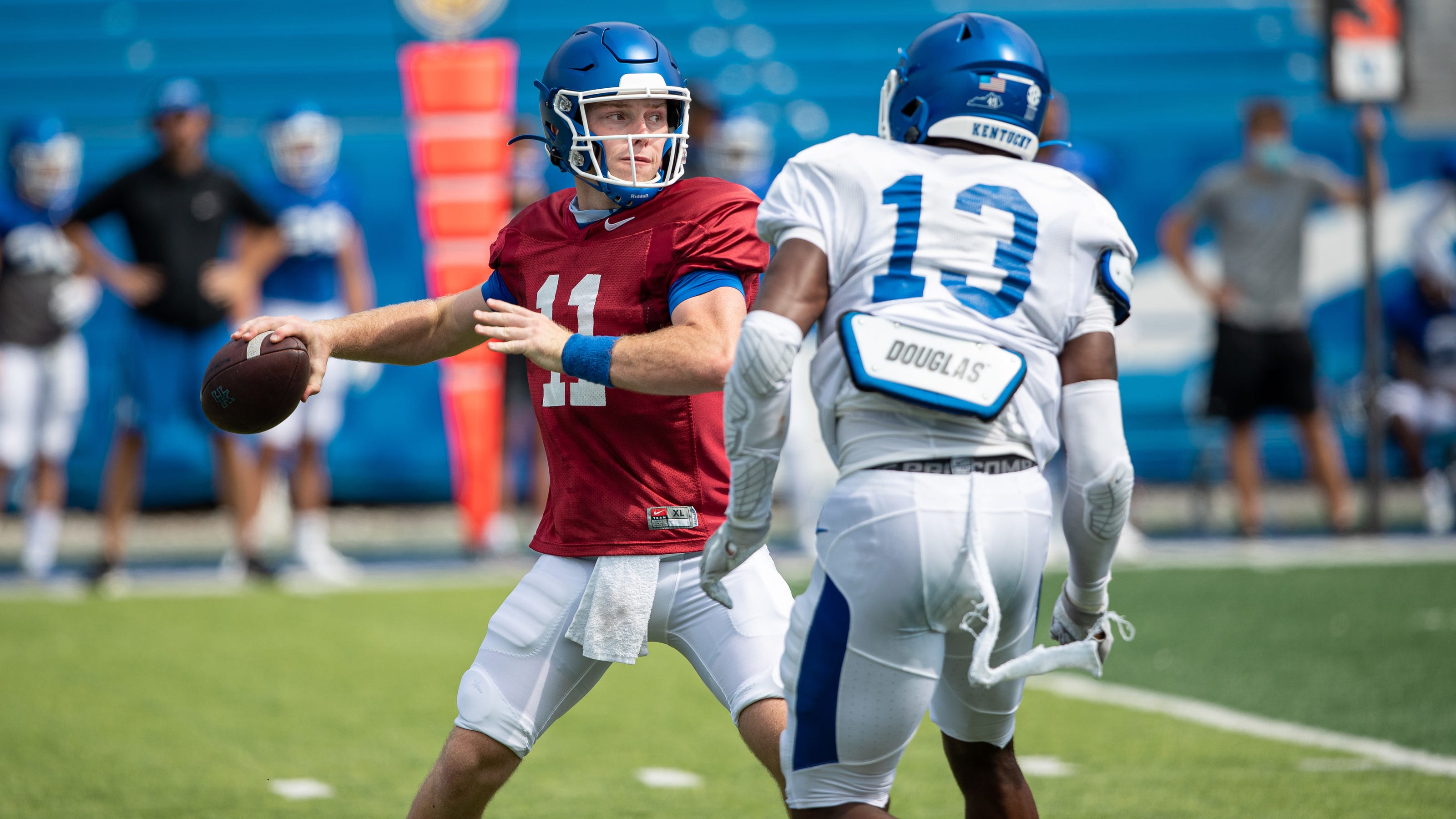 Kentucky Football Depth Chart Joey Gatewood S Status Still Uncertain
