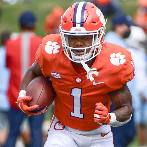 Clemson running back Demarkus Bowman(1) warms up b