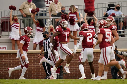 Oklahoma running back Seth McGowan (1) celebrates after his touchdown against Missouri State at Gaylord Family-Oklahoma Memorial Stadium in Norman, Okla., on Saturday, Sept. 12, 2020.