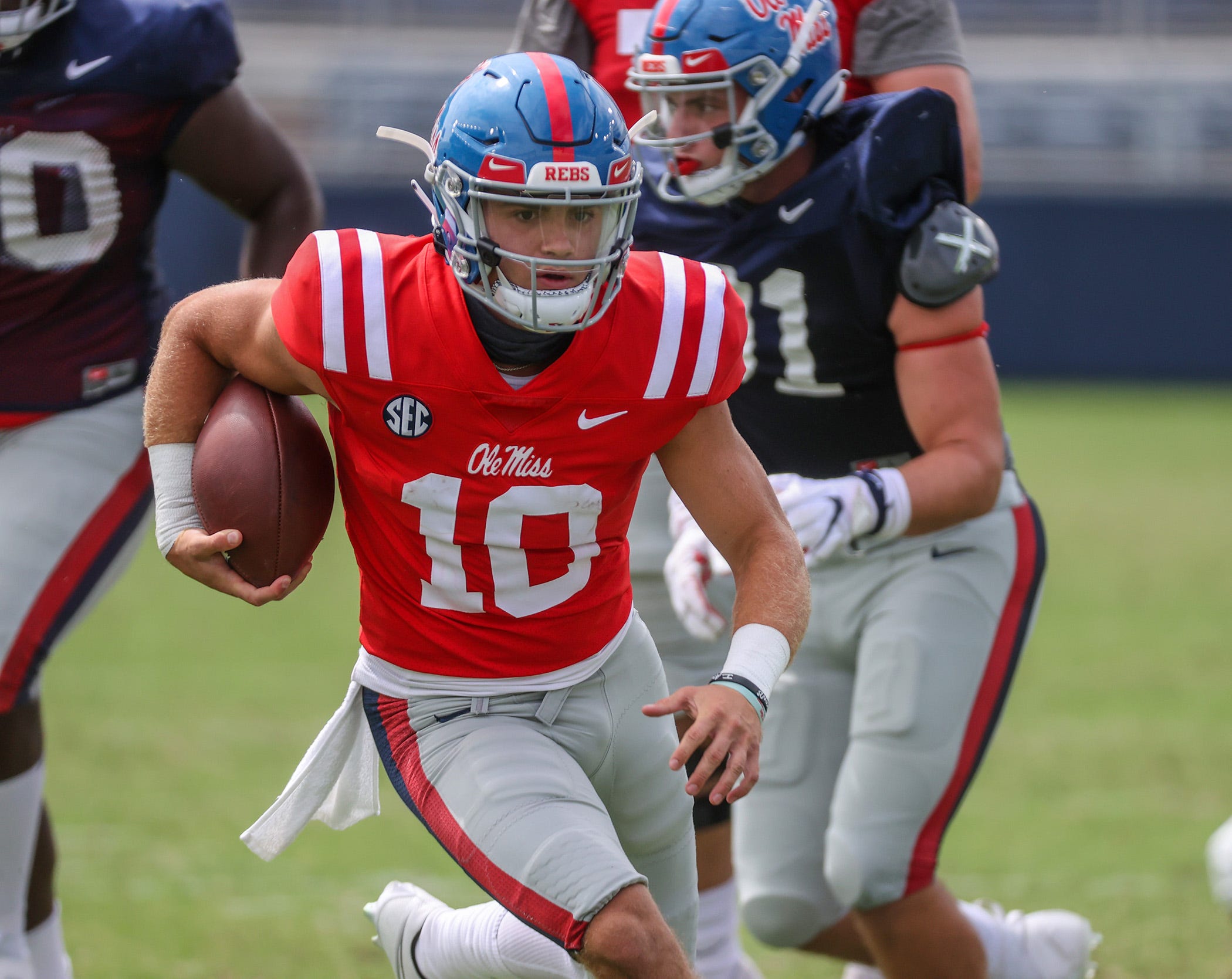 Ole Miss QB/WR John Rhys Plumlee enters transfer portal