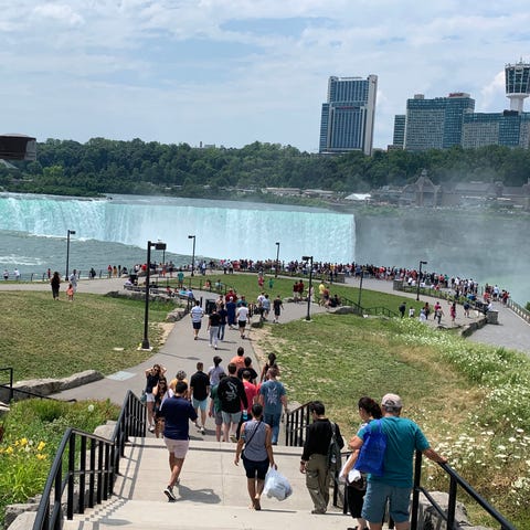 A view of Terrapin Point at Horseshoe Falls. The w