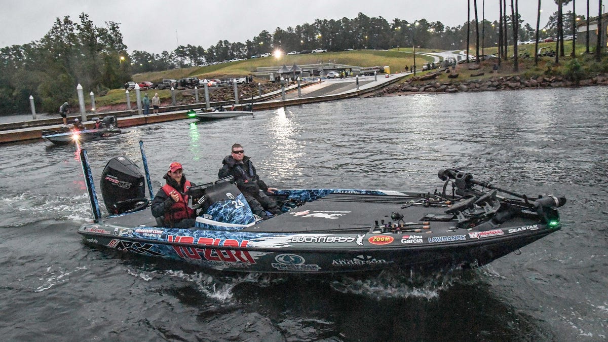 Bassmaster Open continues on Lake Hartwell