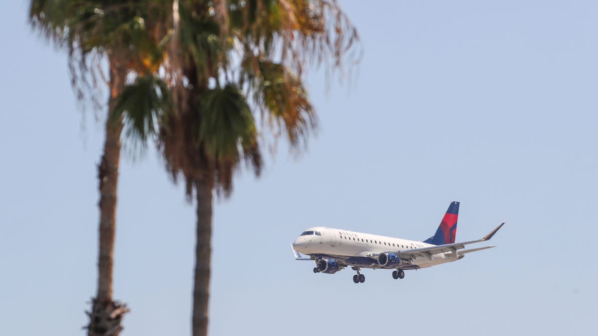 Photos More airlines and flights coming to Palm Springs International