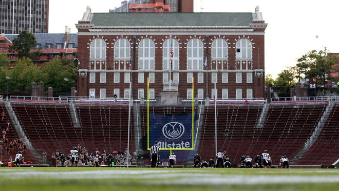 South Florida A Look At Uc Football S Next Opponent