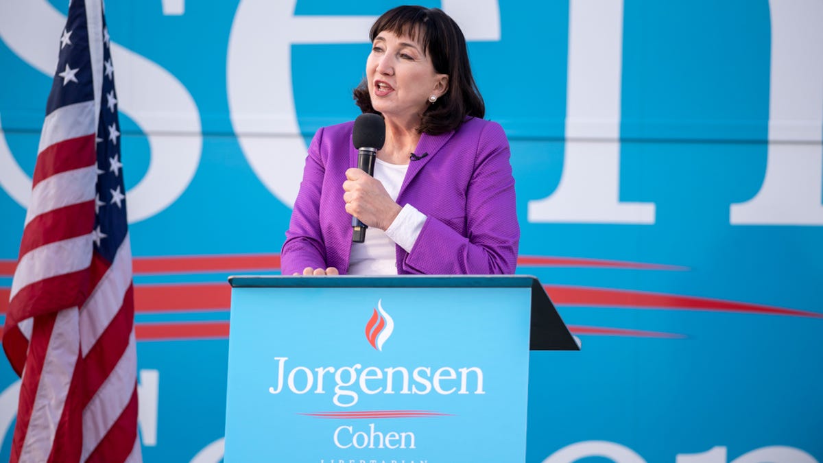Election 2020 Libertarians Jo Jorgensen Campaigns In Westfield