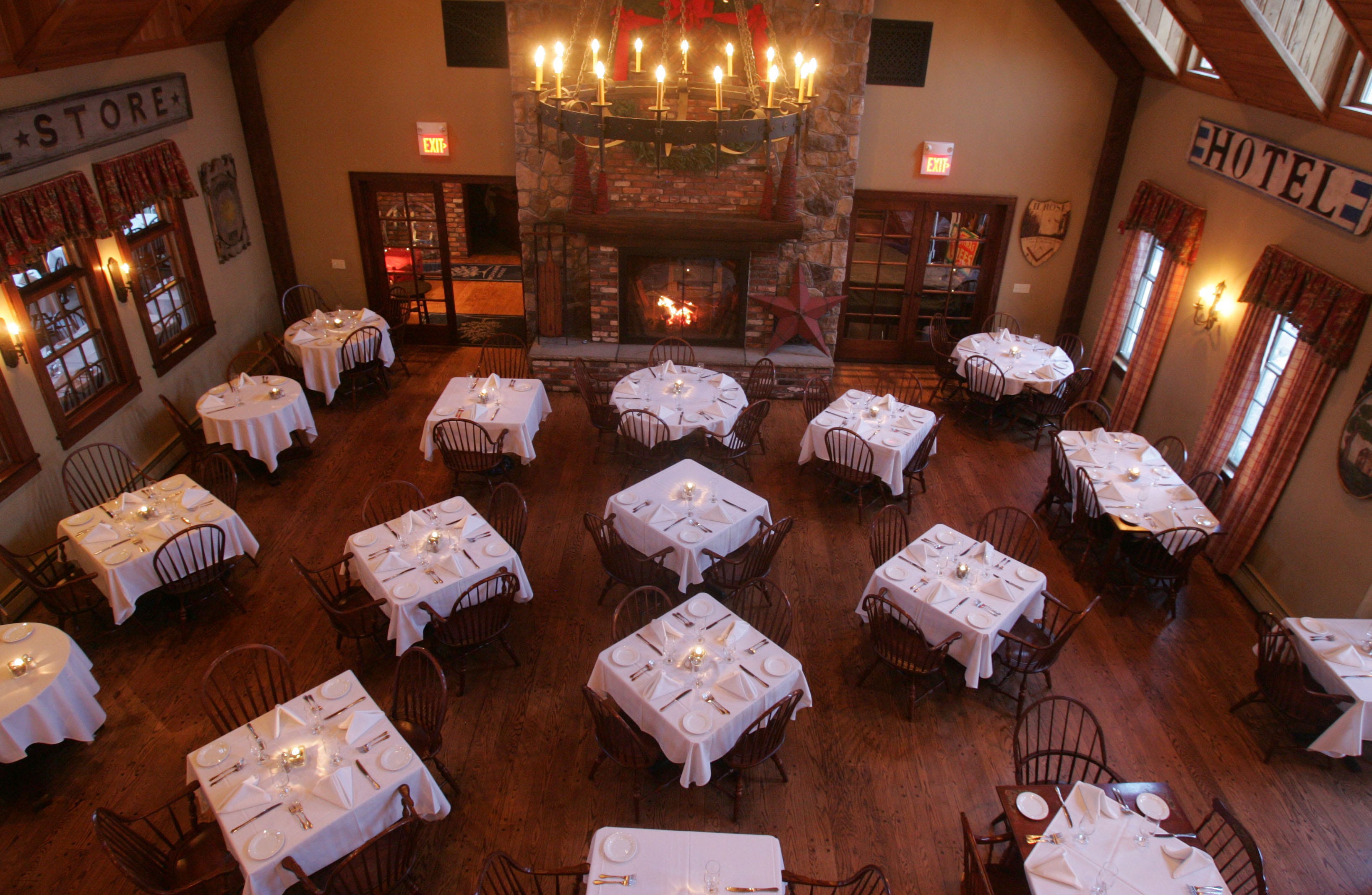 Main dining room at Mohawk House in Sparta, New Jersey