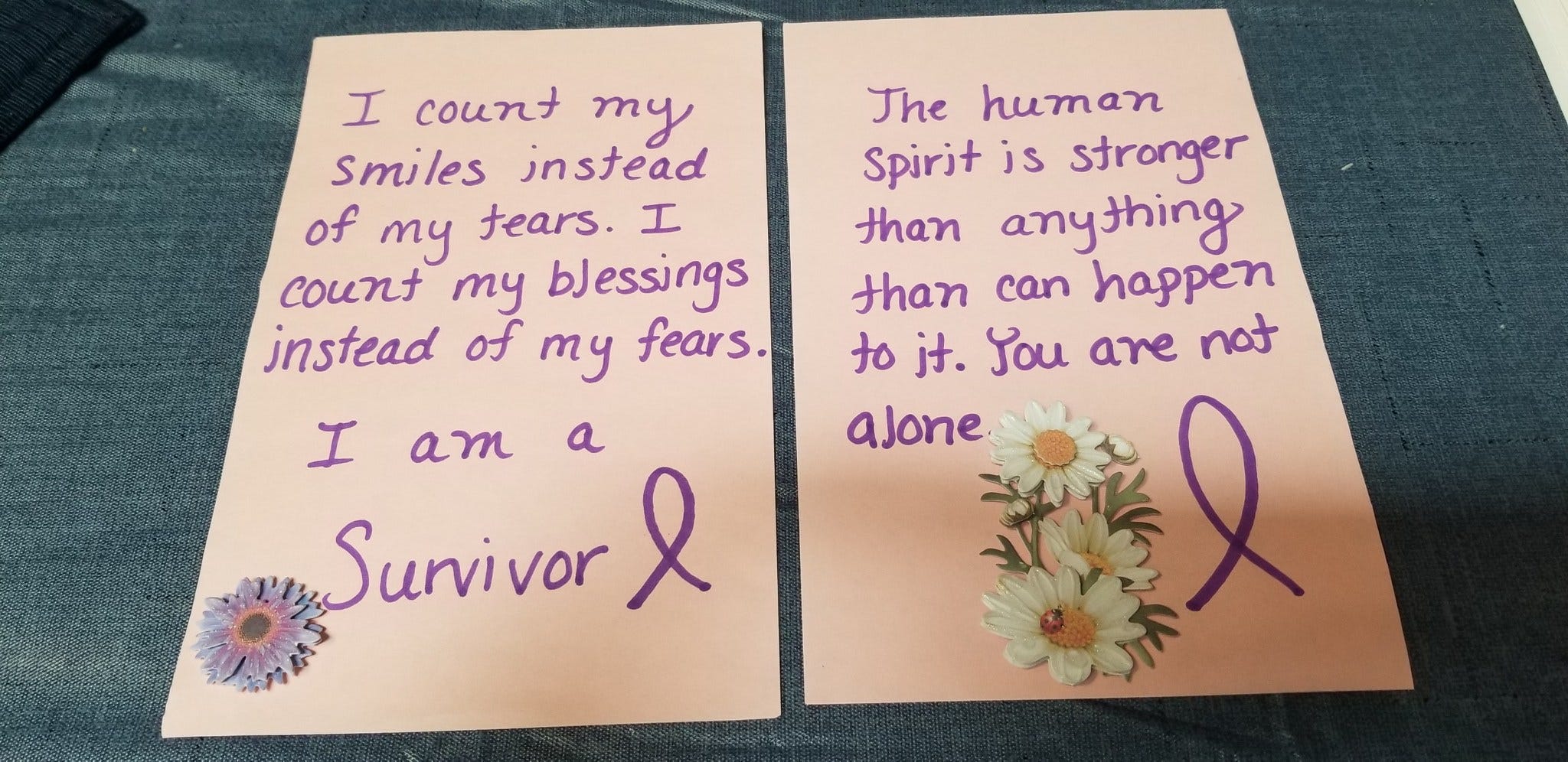 American Cancer Society Volunteers Collect Notes Of Support For Cancer Patients