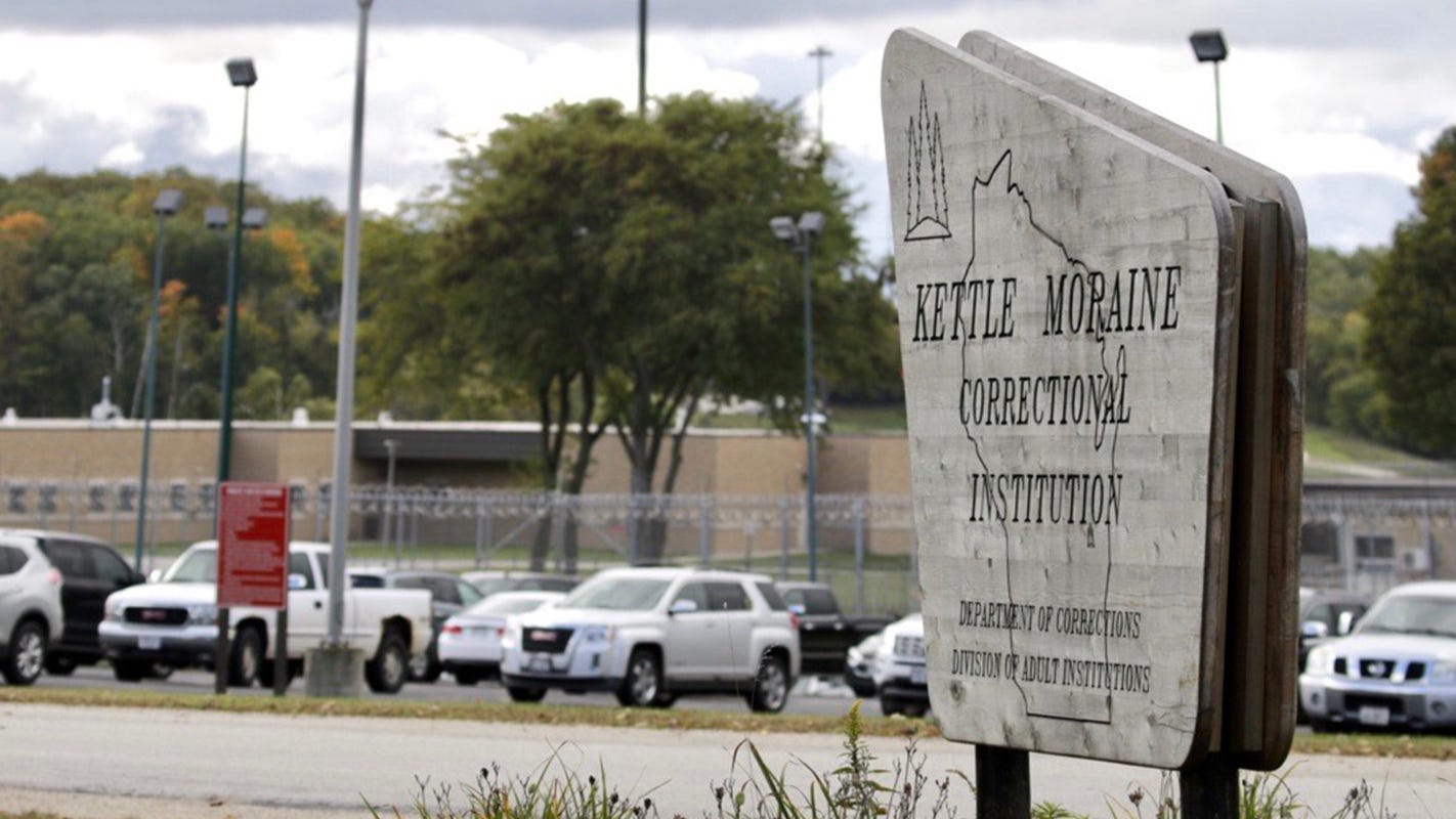 Kettle Moraine prison’s COVID-19 outbreak worries inmates