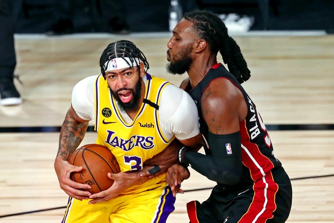 Anthony Davis dazzles in NBA Finals debut as Lakers top Heat in Game 1