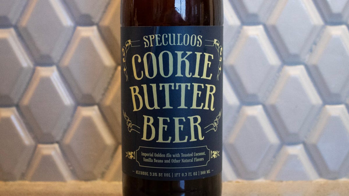 We tried Trader Joe's new Speculoos\u00a0Cookie Butter Beer. Here's what it really tastes like