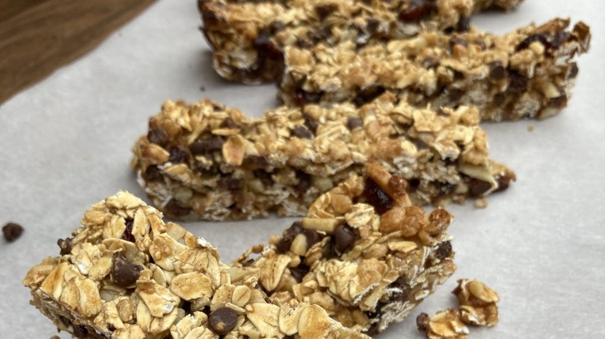 Chewy granola bars: After-school snack is easy to make and loaded with nutrients