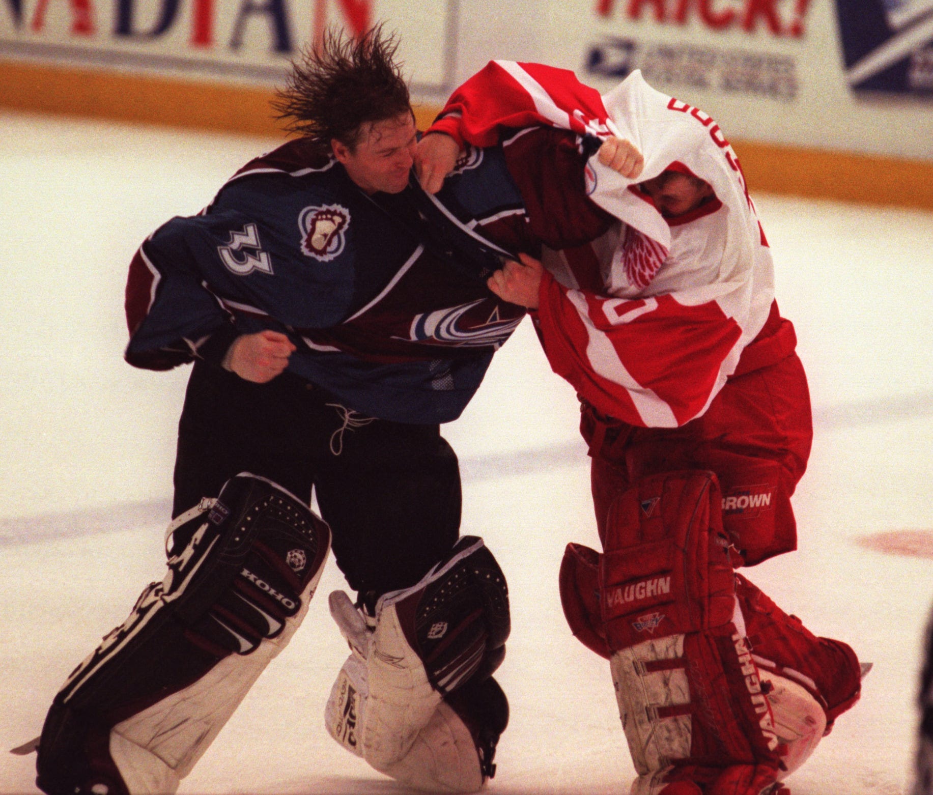 detroit-red-wings-book-excerpt-chris-osgood-at-home-in-hockeytown