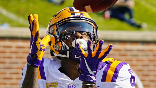 LSU wide receiver Terrace Marshall Jr. catches a t