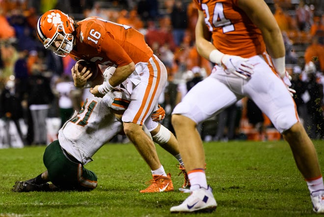 Clemson football's Trevor Lawrence got rare scolding in Miami game