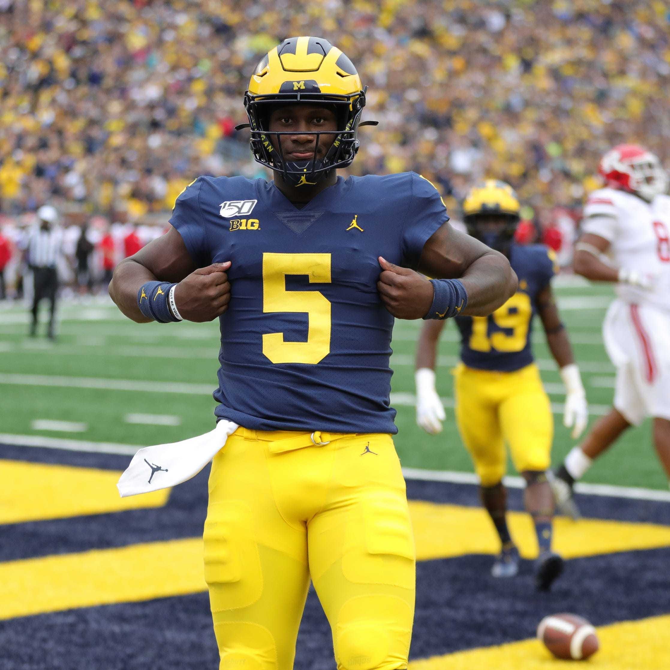 Michigan Football S Joe Milton Had Showed Great Poise In First Start