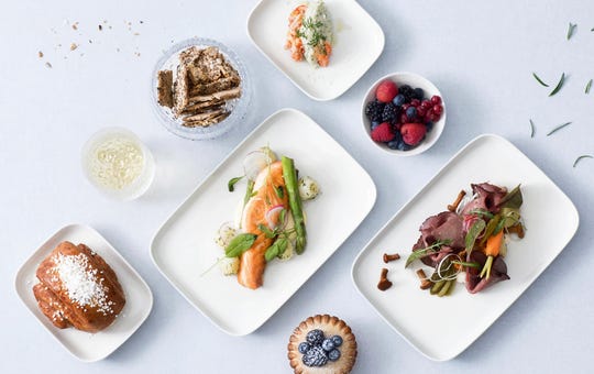 Finnair's meal concept is focused on high quality ingredients, carefully crafted recipes and a beautiful presentation.