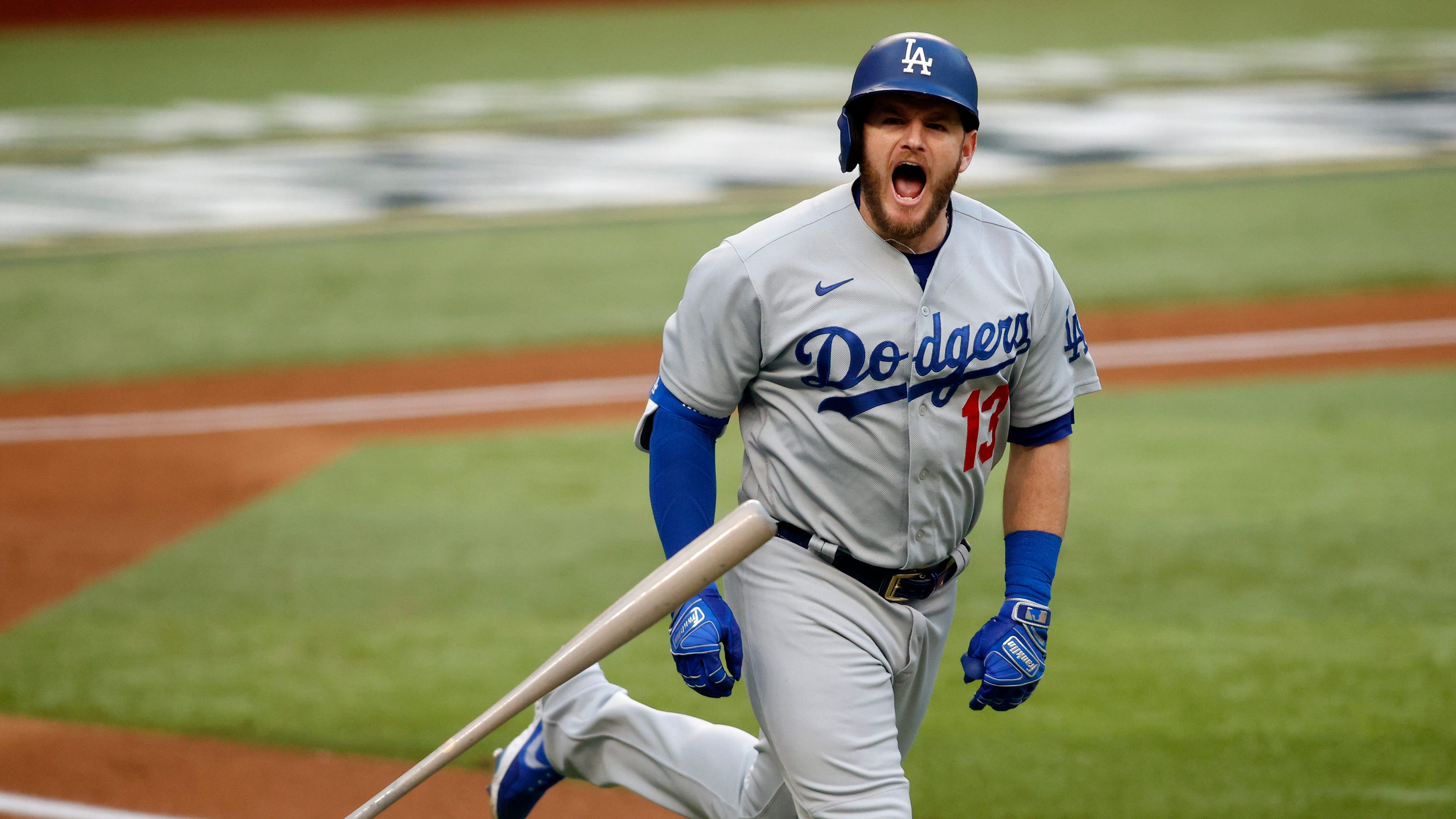 Dodgers set record with 11 firstinning runs, rout Braves in Game 3