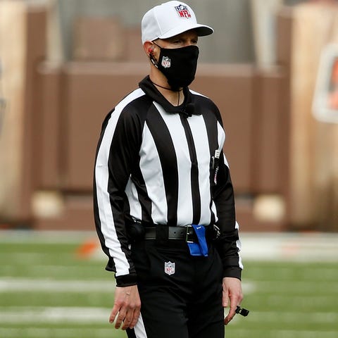 NFL officials have been able to stand like this mo