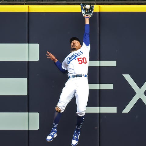Mookie Betts makes a leaping catch at the wall to 
