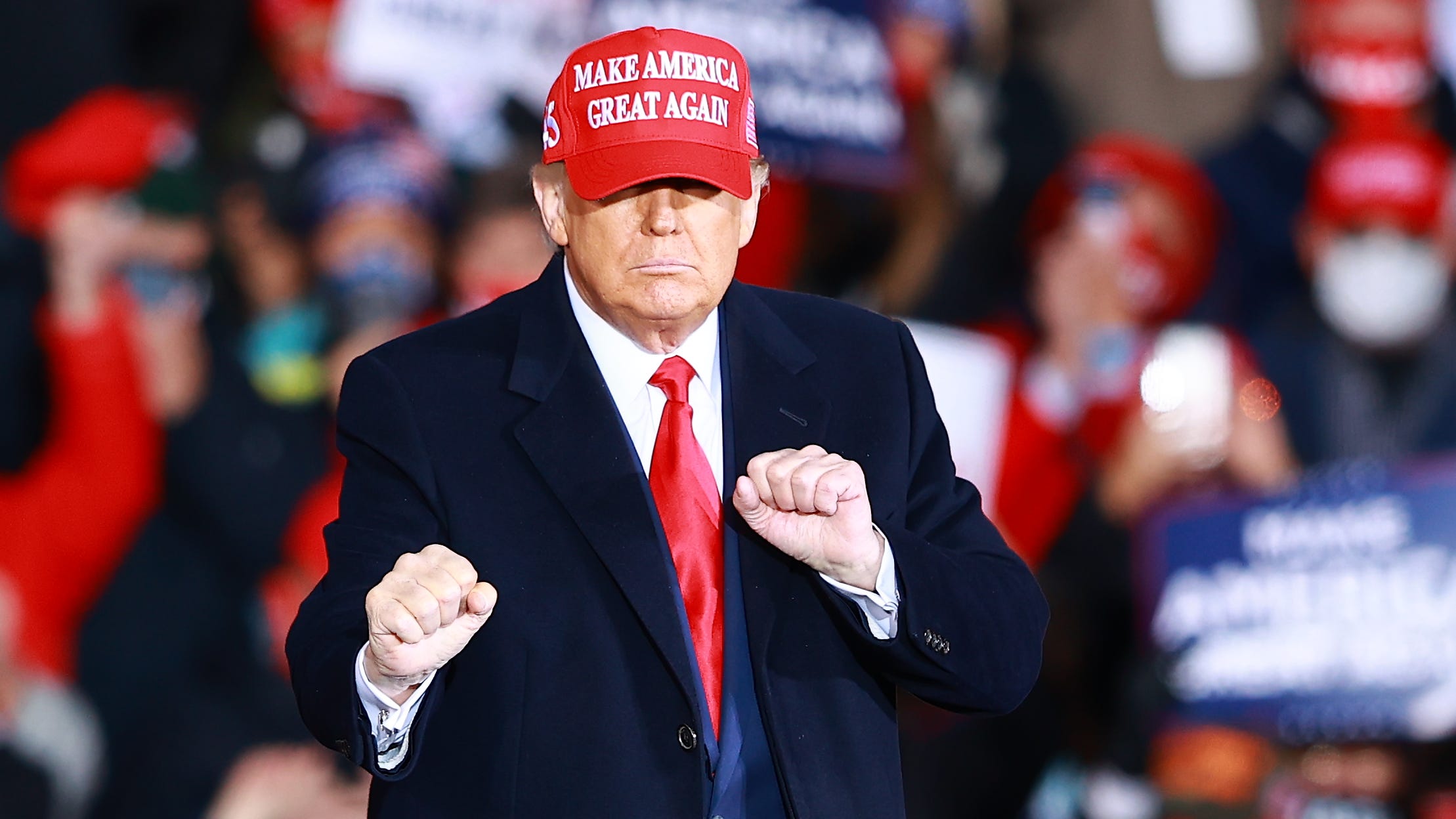 Trump Lock Em All Up Chant A Threat To Opponents A Joke To Aides Trump Lock Em All Up Chant A Threat To Opponents A Joke To Aides