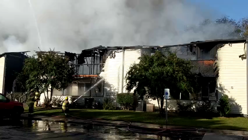 Firefighters battle blaze at Pine Ridge Apartments