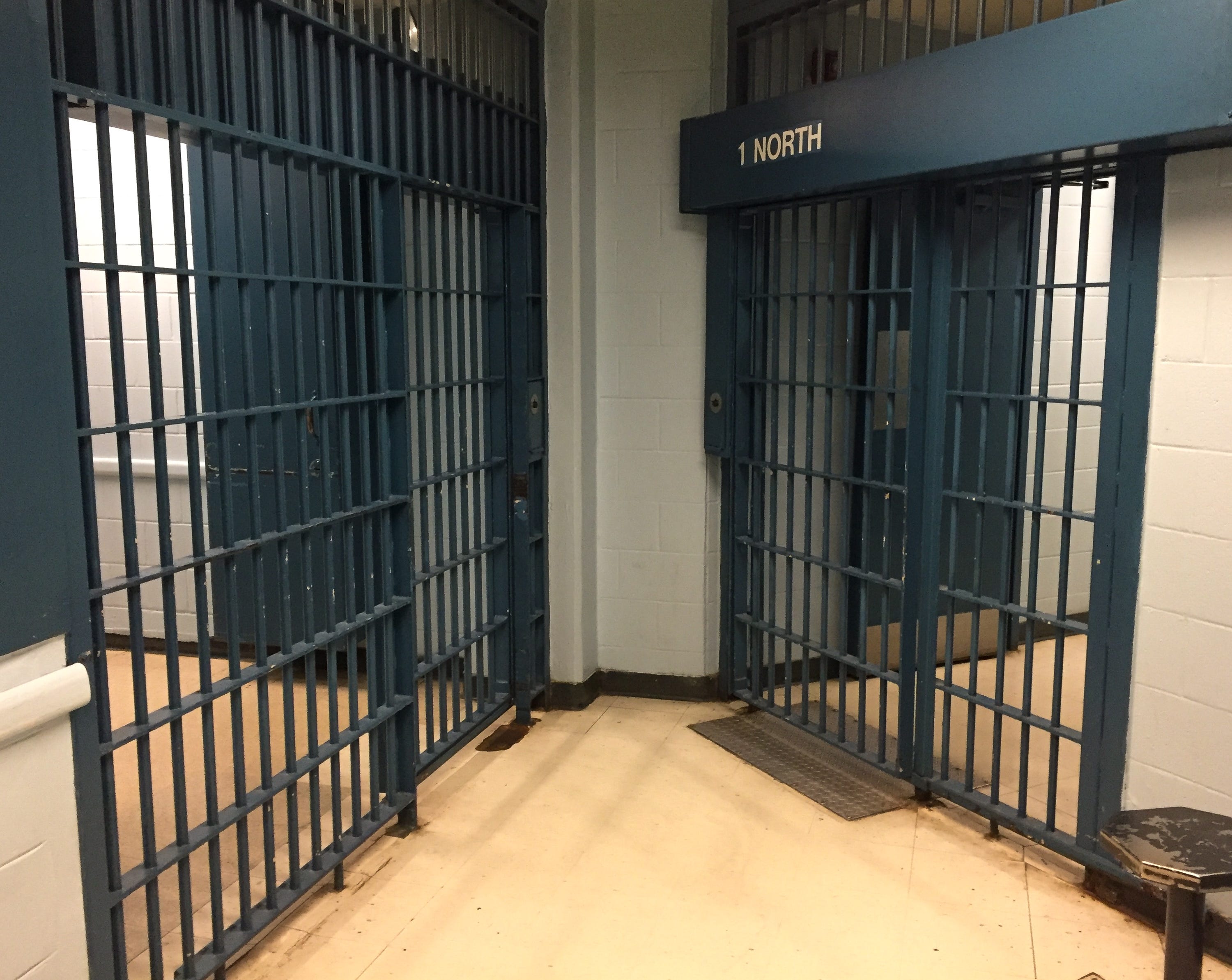 Sarasota County inches forward with jail overcrowding solution.