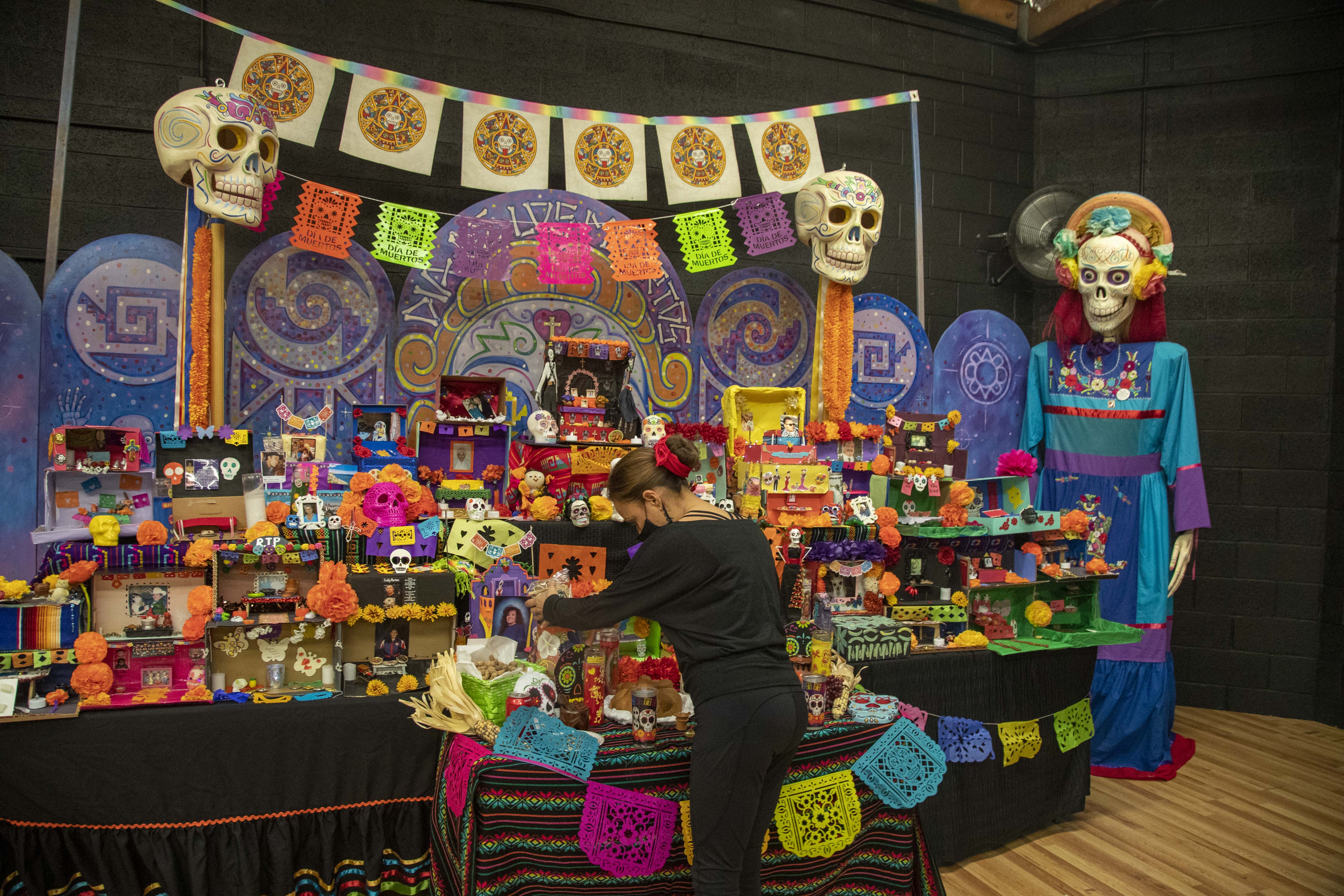 Day of the Dead: What goes on a Dia de los Muertos altar