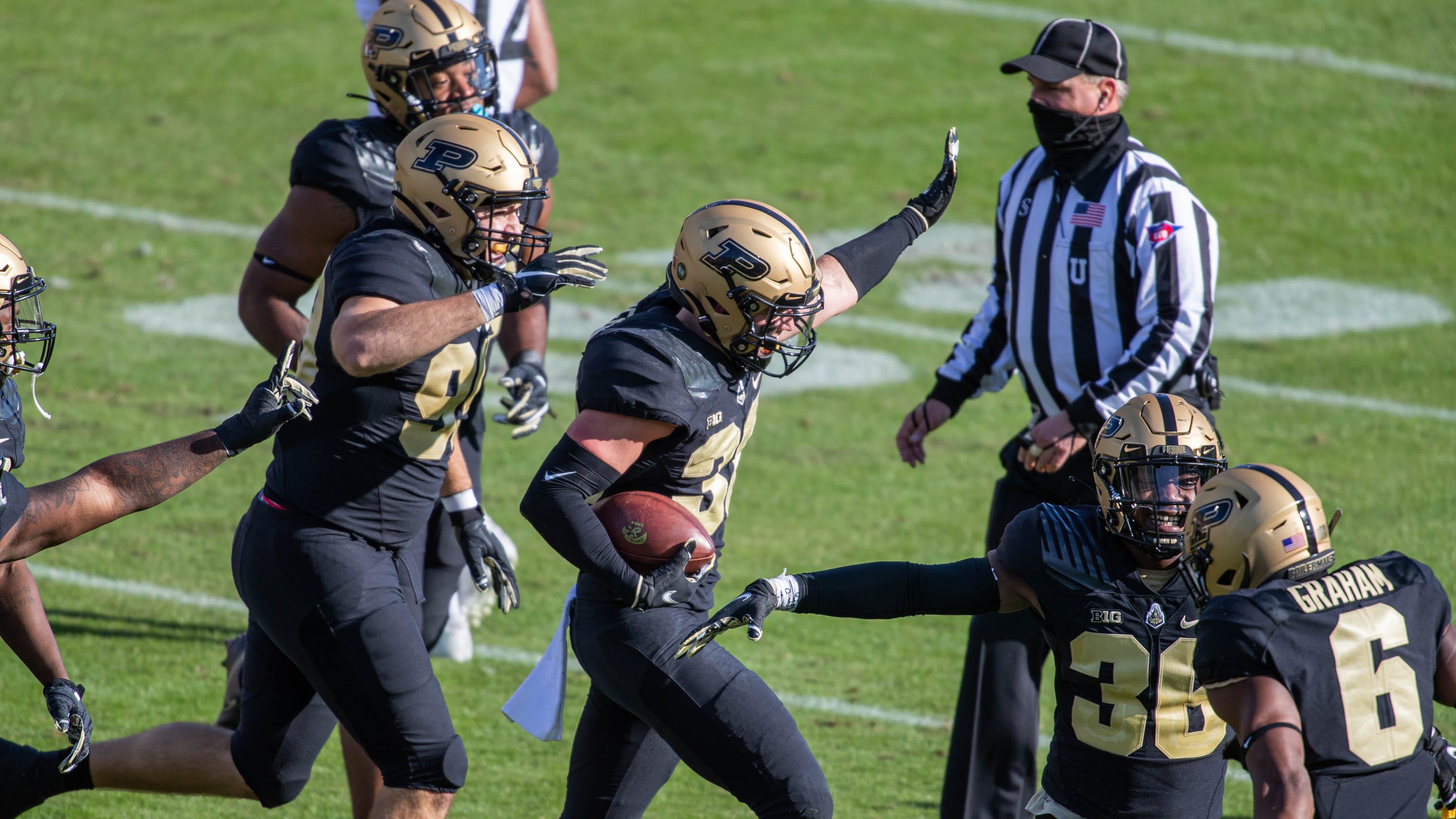Purdue football at Illinois First and 10