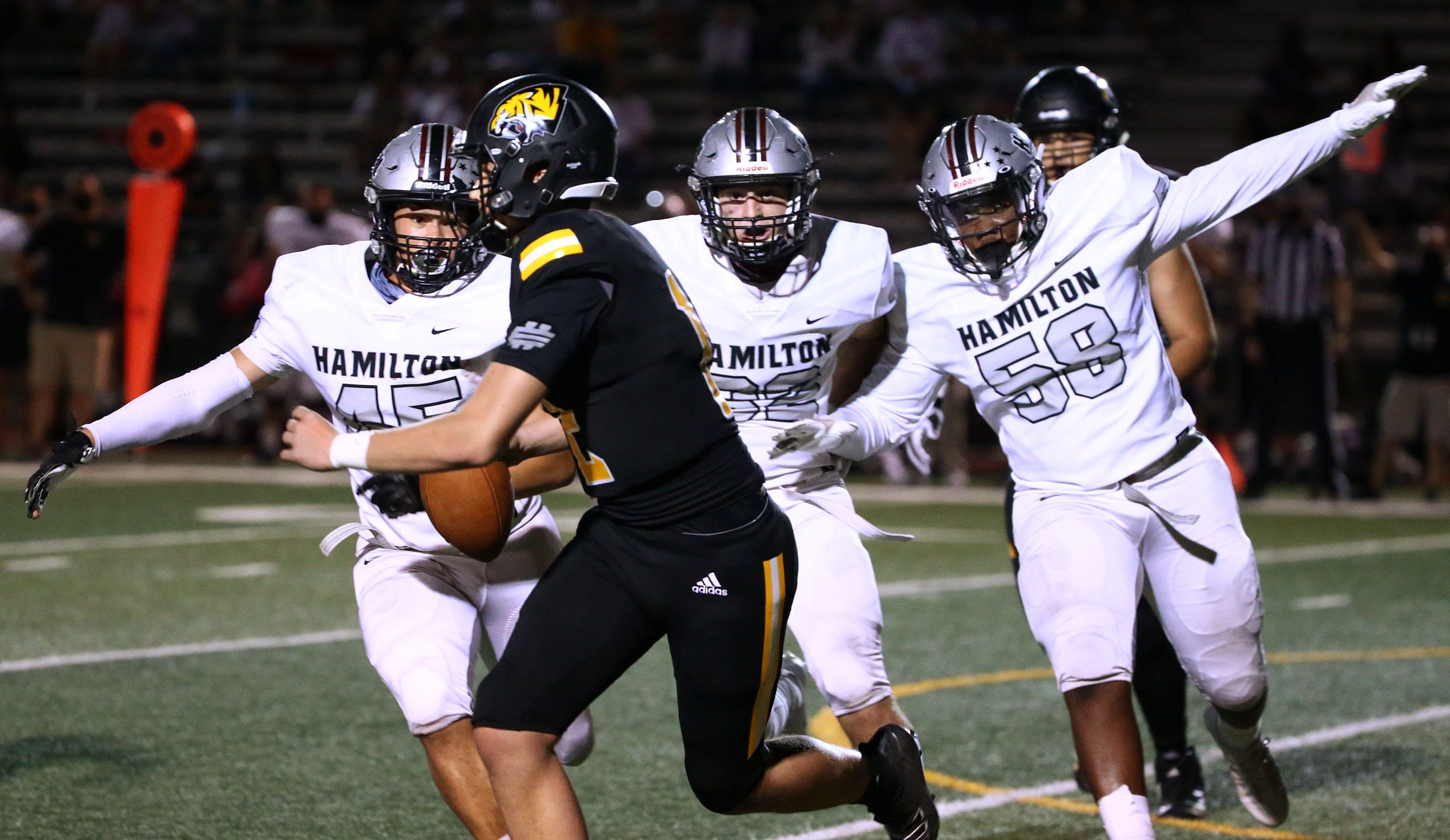 Richwoods transfer Dawson Hubbard reflects on playing for Arizona high school football state title