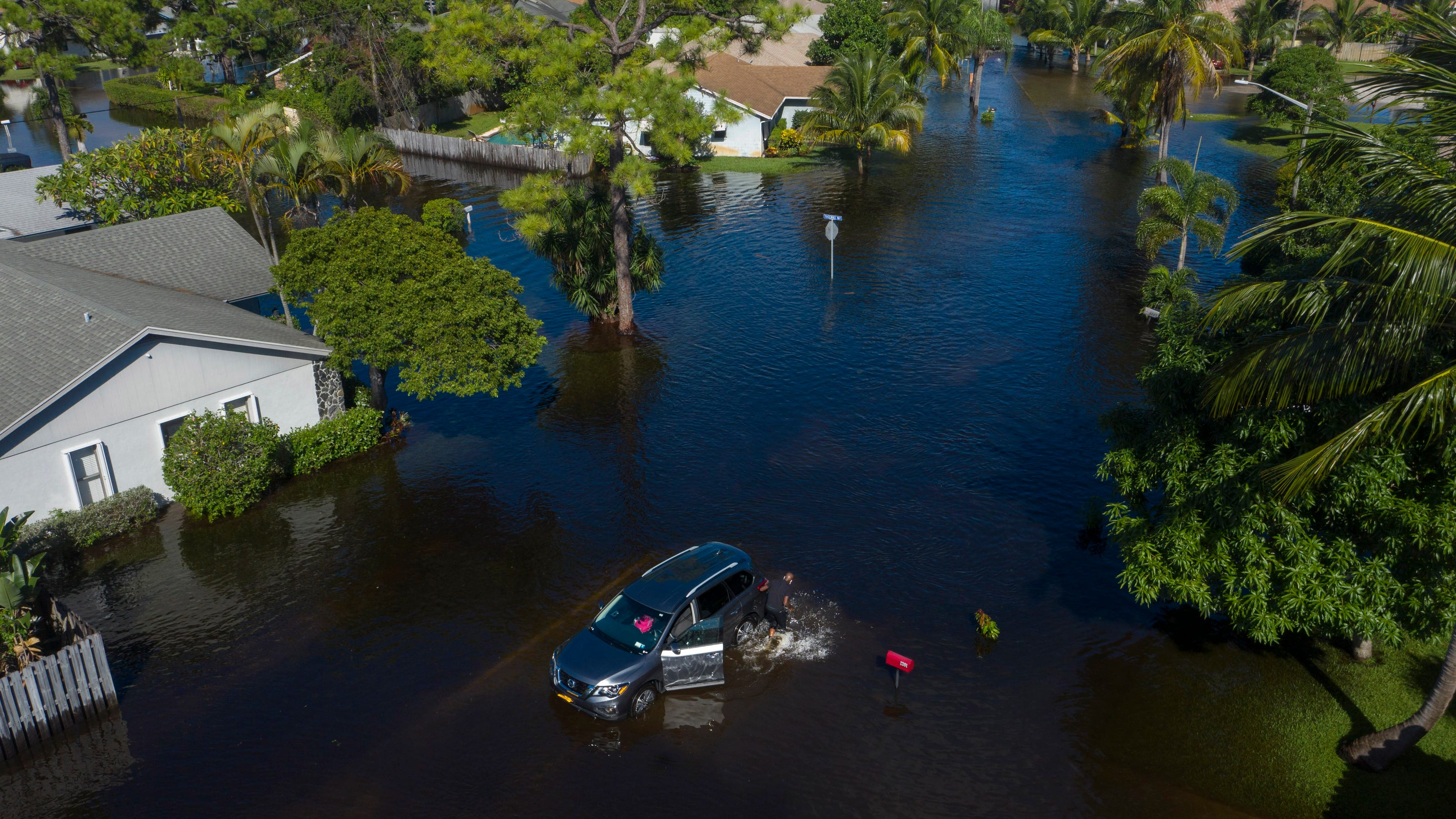 South Florida has a 72-year-old flood control project but it never anticipated climate change - Palm Beach Post