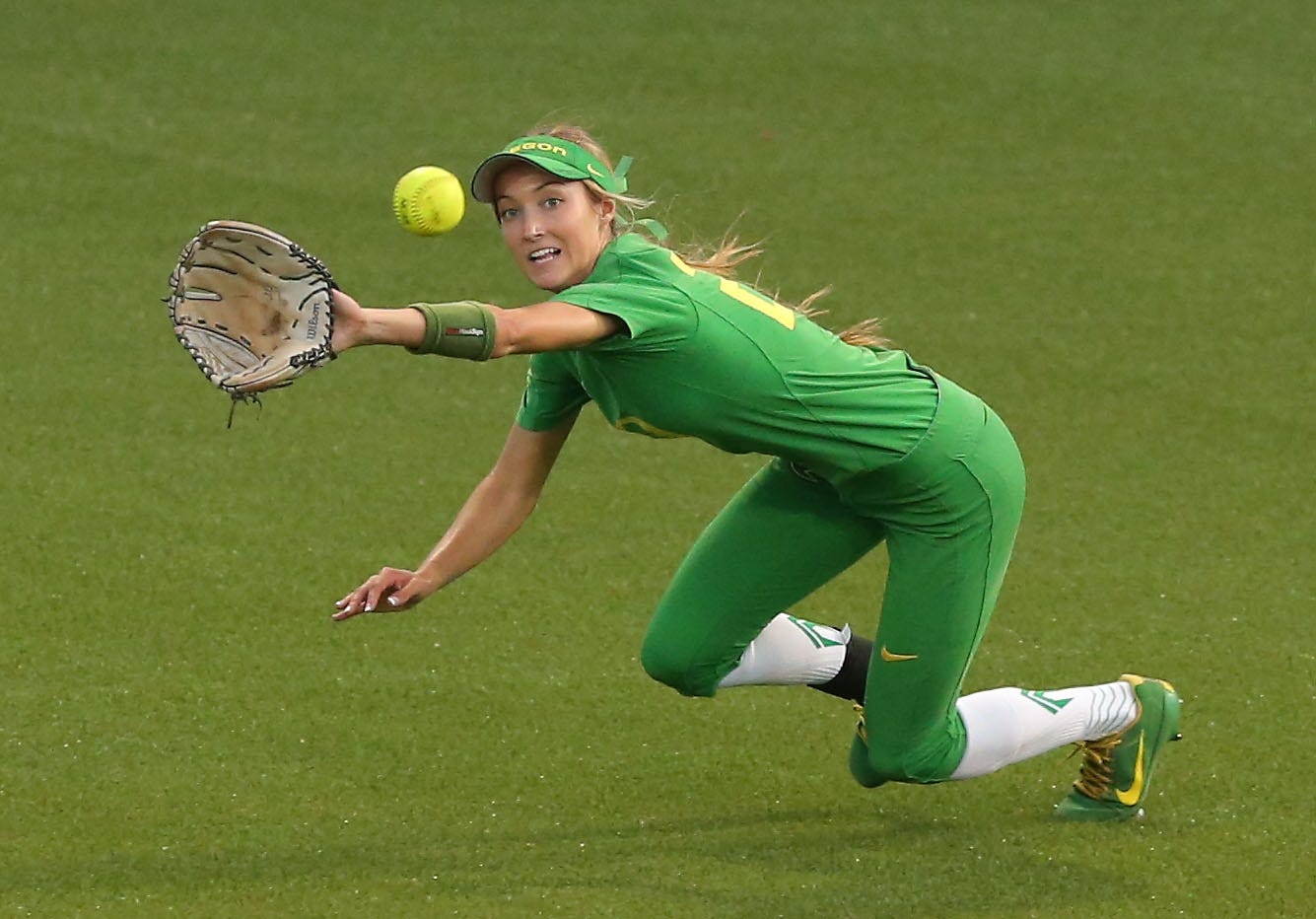 oregon softball uniforms