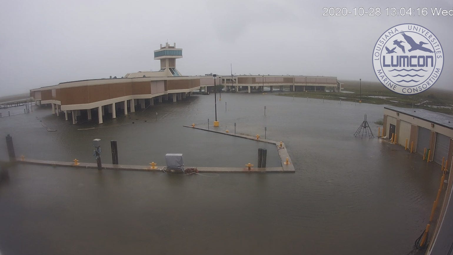 Video shows Zeta battering marine research center in Cocodrie as hurricane makes landfall - Houma Courier