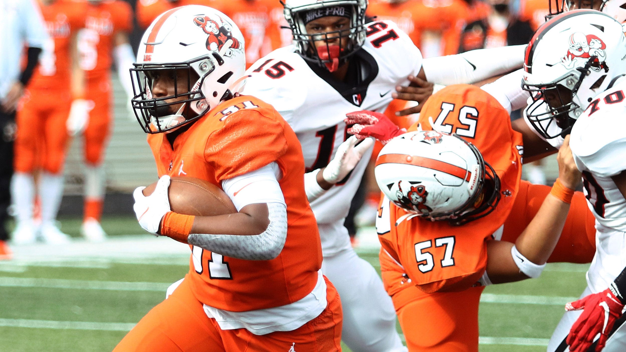 Massillon Tigers football's Jaiden Woods thrives at center