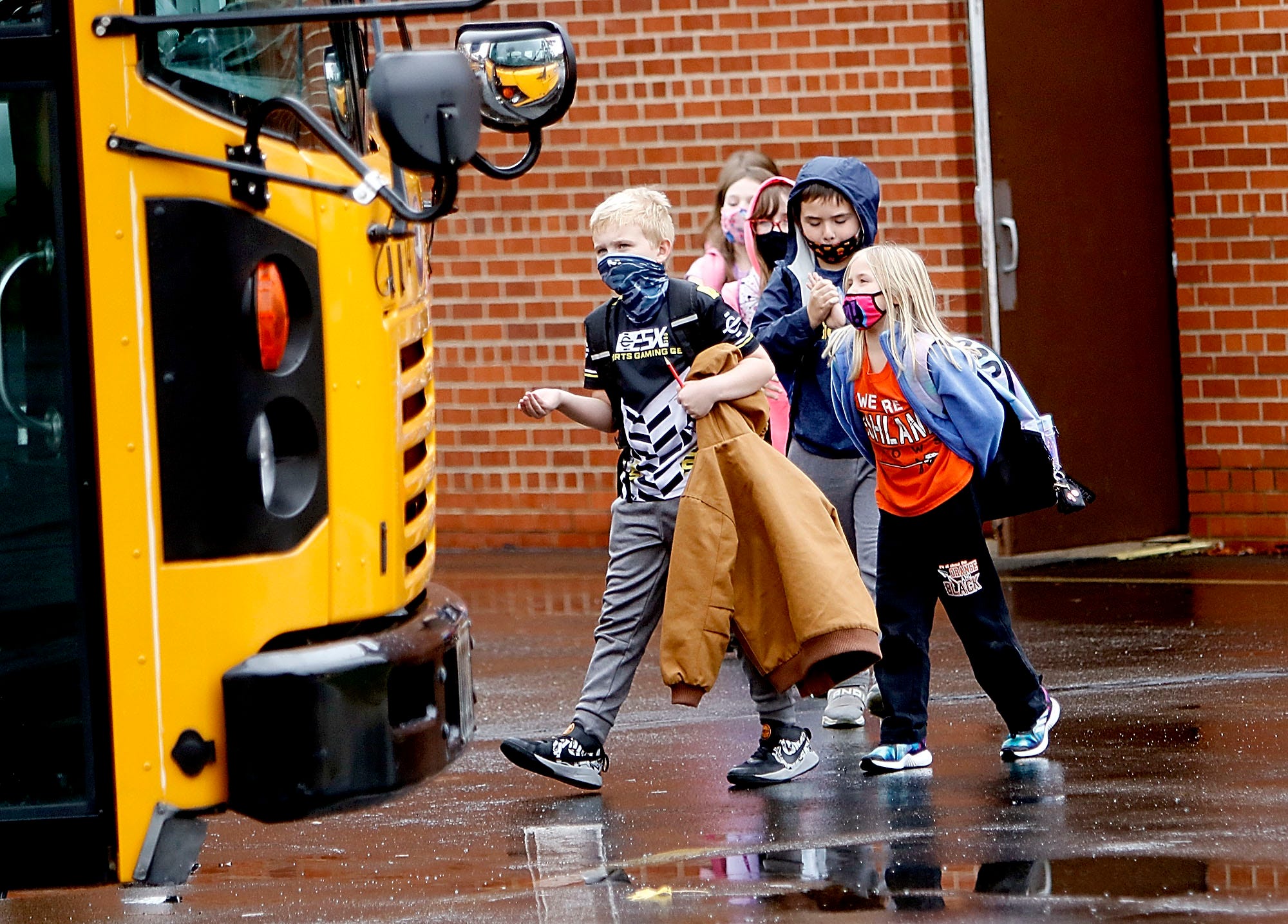 CDC mask mandate requires masks on school buses, public transportation