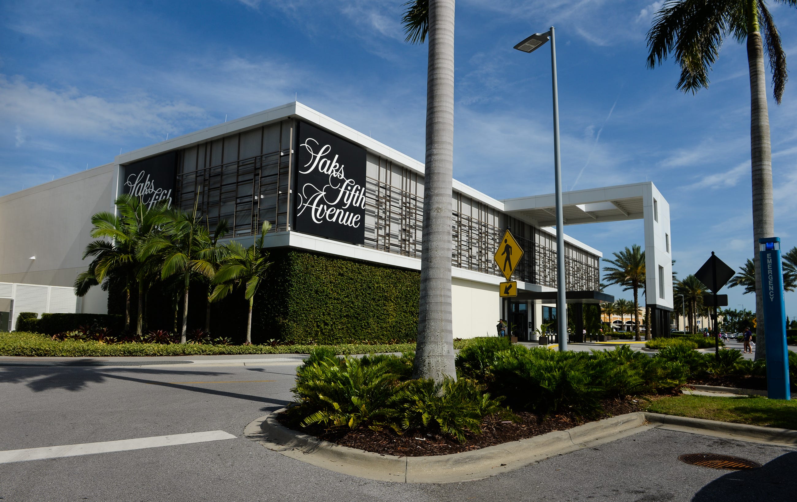 Sarasota's Mall at University Town Center sues Saks Fifth Avenue