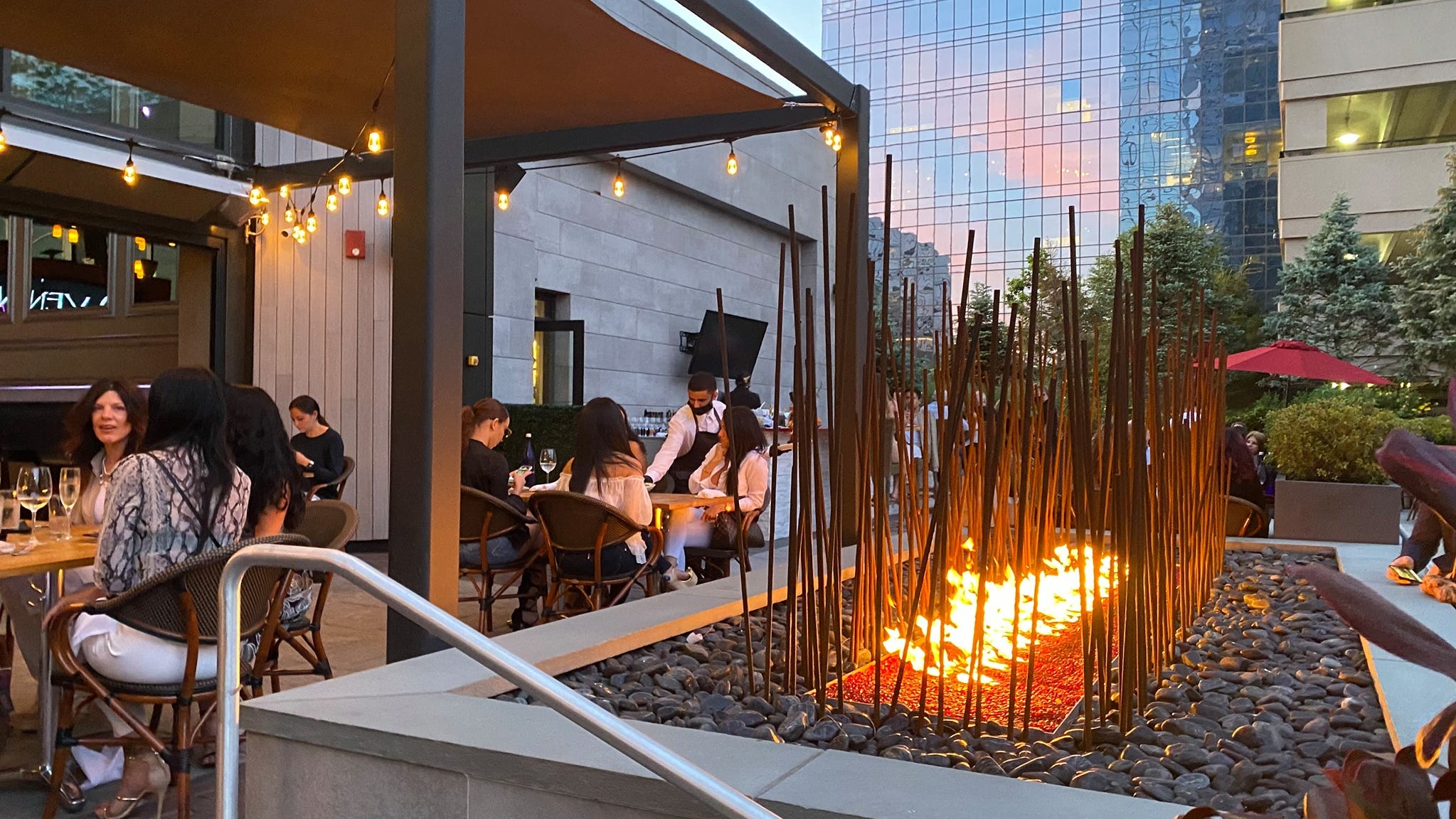 NJ restaurants with fire pits for outdoor dining