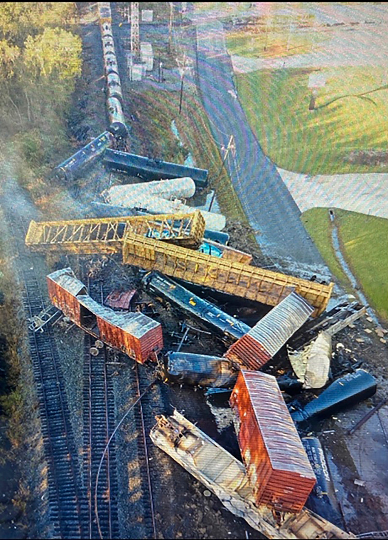 174a89c0-c23f-4bec-81ae-660000851703-AP_Train_Derailment_Texas.jpg