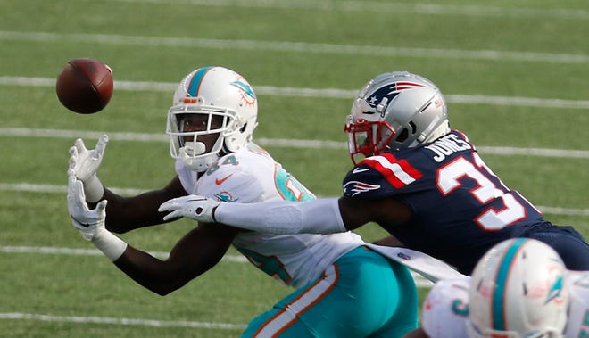Receiver Isaiah Ford was a Dolphin ... then a Patriot ... and is back to being a Dolphin.