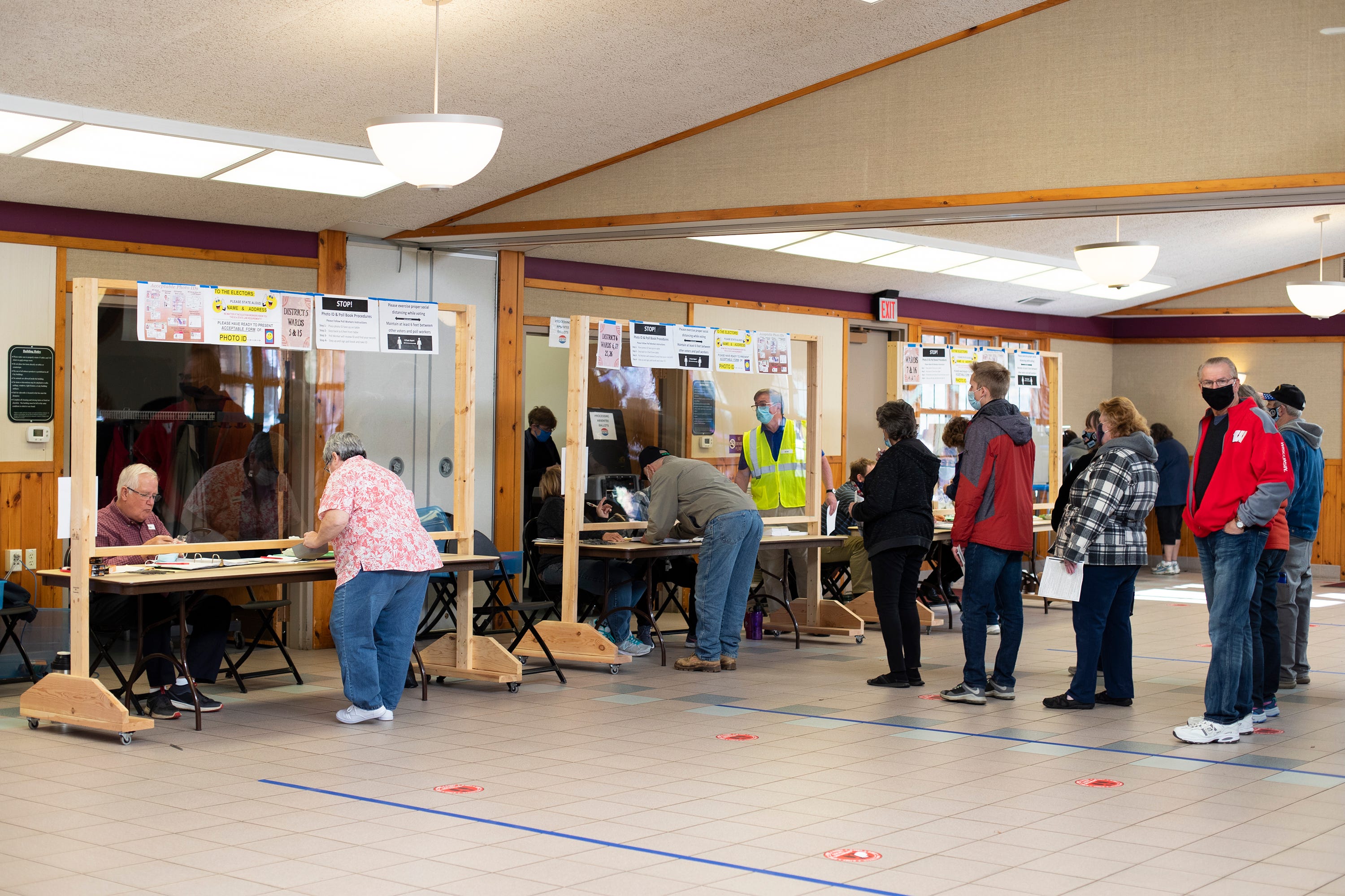 Spring election in Marshfield City Council, School Board seats