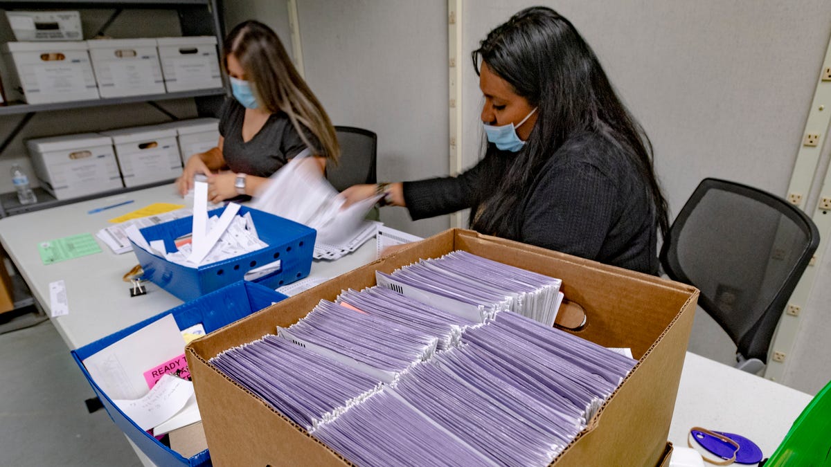 Is Central California turning blue? Data shows Democrats outpace Republicans registrations Is Central California turning blue? Data shows Democrats outpace Republicans registrations