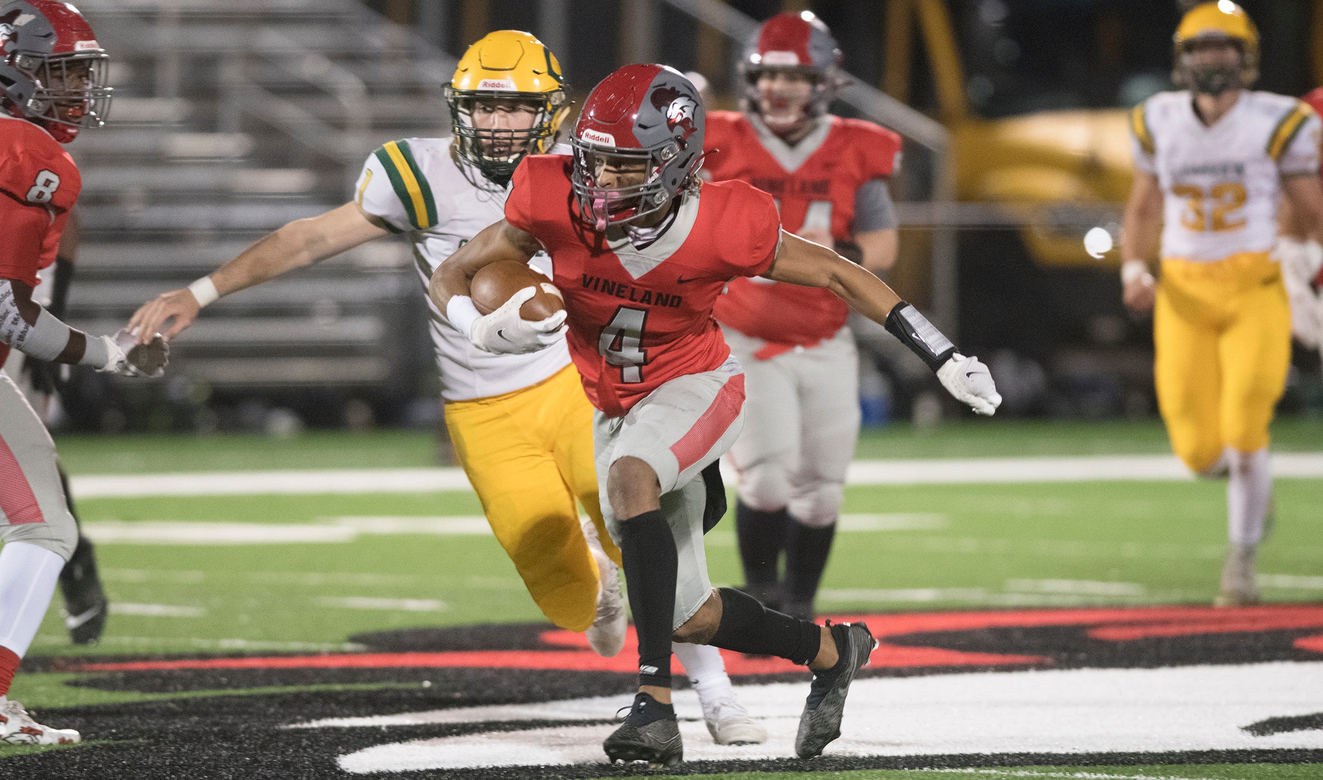 H.S. football: Gandy, Vineland getting on a roll