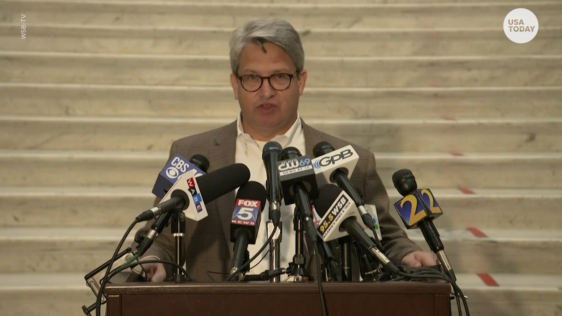 Georgia election official jokes about importance of Bulldogs football