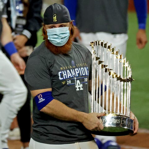 Justin Turner celebrates with the Commissioner's T
