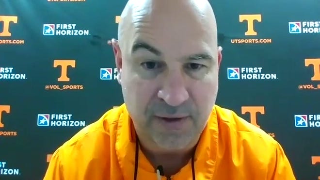 Expert picks: Tennessee Vols vs. Arkansas score predictions