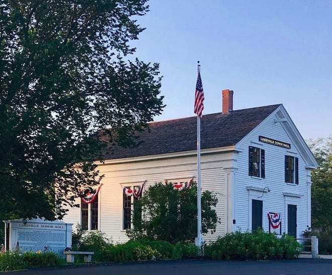 Old Town Hall, Lakeville