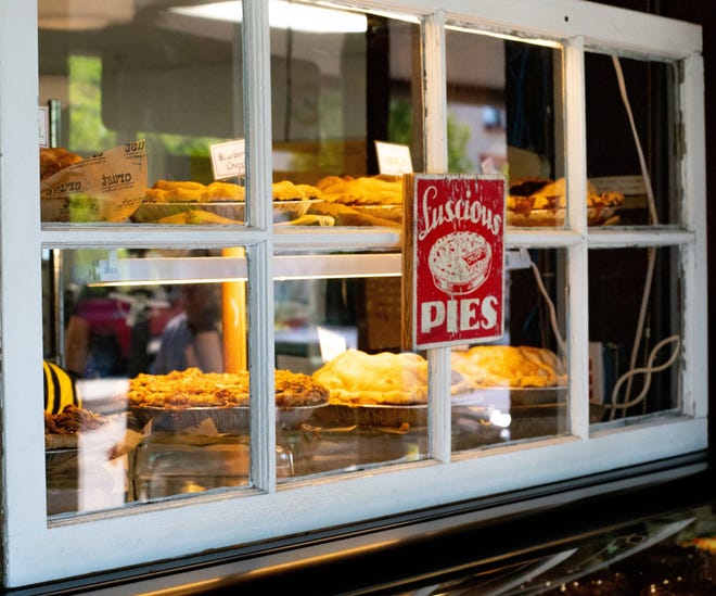 Crust in Fenton is offering a virtual pie-baking class.
